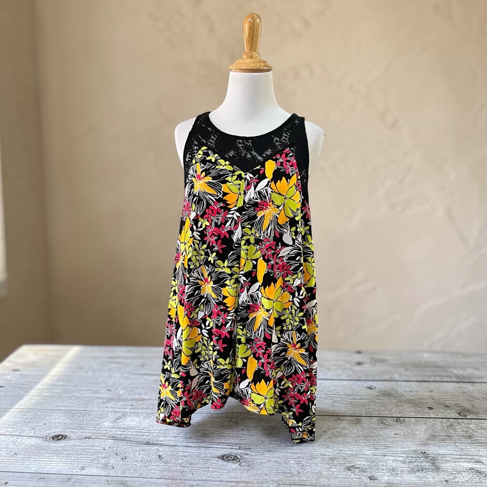 C EST. 1946 ASYMMETRICAL LACED FLORAL TANK TOP MULTICOLORED SIZE SMALL